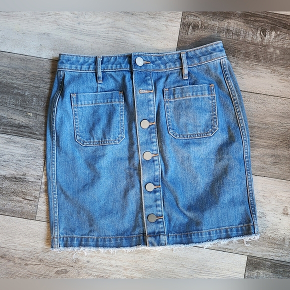 LOFT Women's Button Down Raw Hem Denim Skirt - Picture 4 of 5